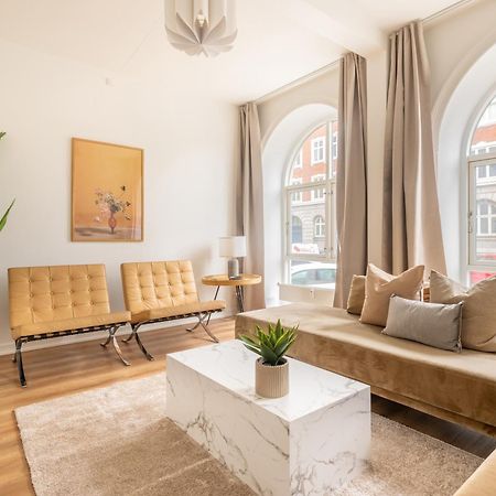 Sanders Noble - Fantastic 4-Bdr Apt In The Capital Kopenhagen Bagian luar foto