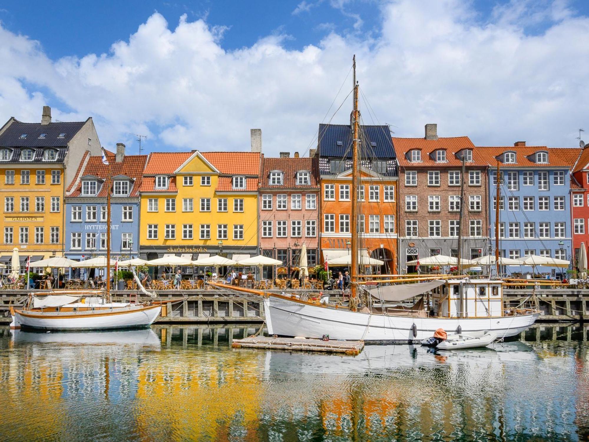 Sanders Noble - Fantastic 4-Bdr Apt In The Capital Kopenhagen Bagian luar foto