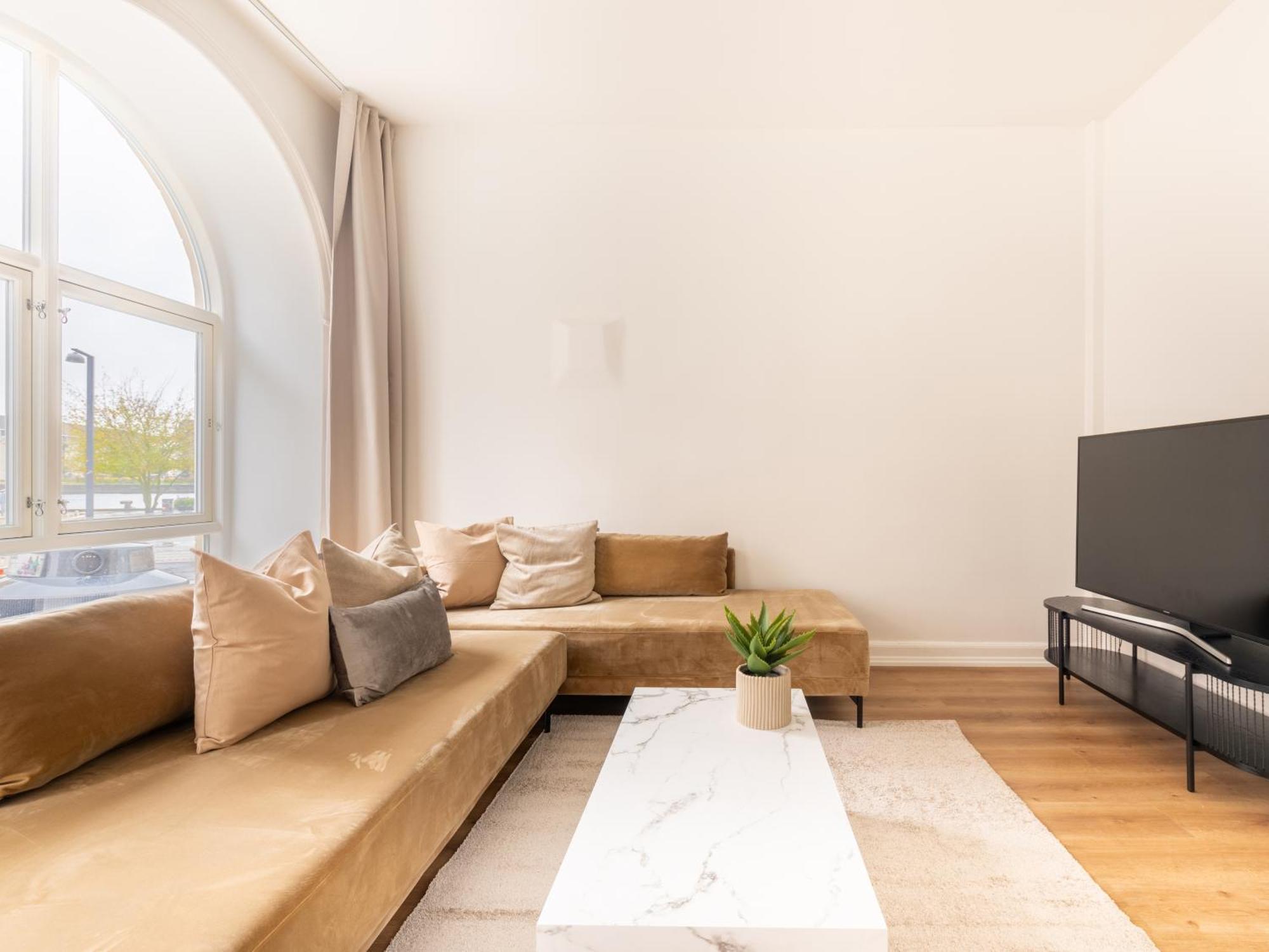 Sanders Noble - Fantastic 4-Bdr Apt In The Capital Kopenhagen Bagian luar foto